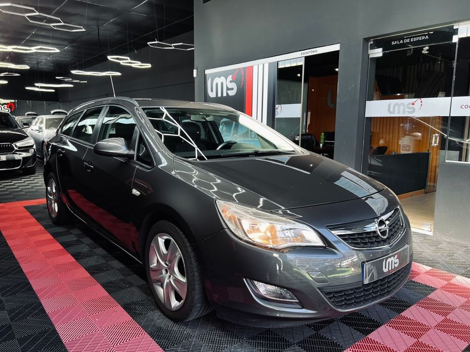 Opel Astra Sports Tourer 1.3 CDTi Selection S/S