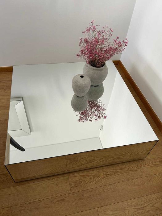 Mesa de centro em espelho 110x110x32