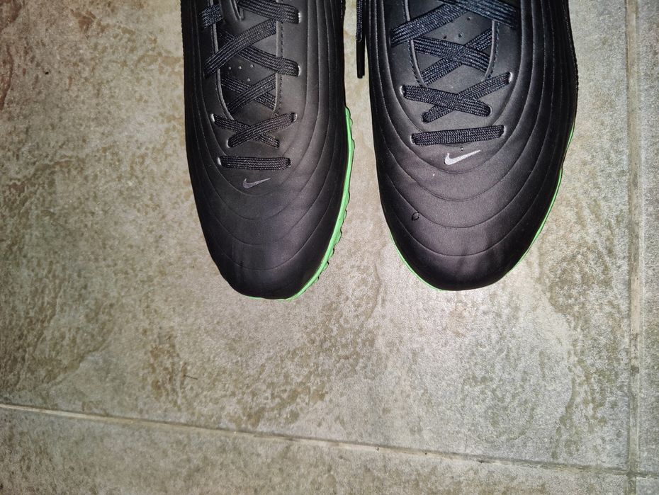 Chuteiras Nike Tiempo Maestro Club Turf N°44,5