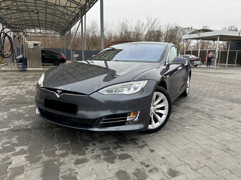 Tesla model S 75D 2018