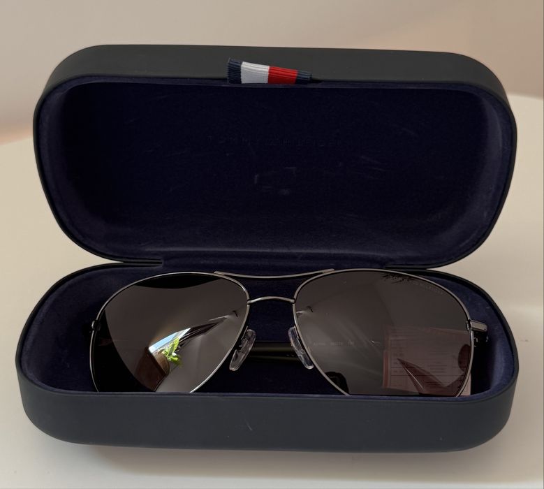 Okulary przecowsloneczne TOMMY  HILFIGER UV3