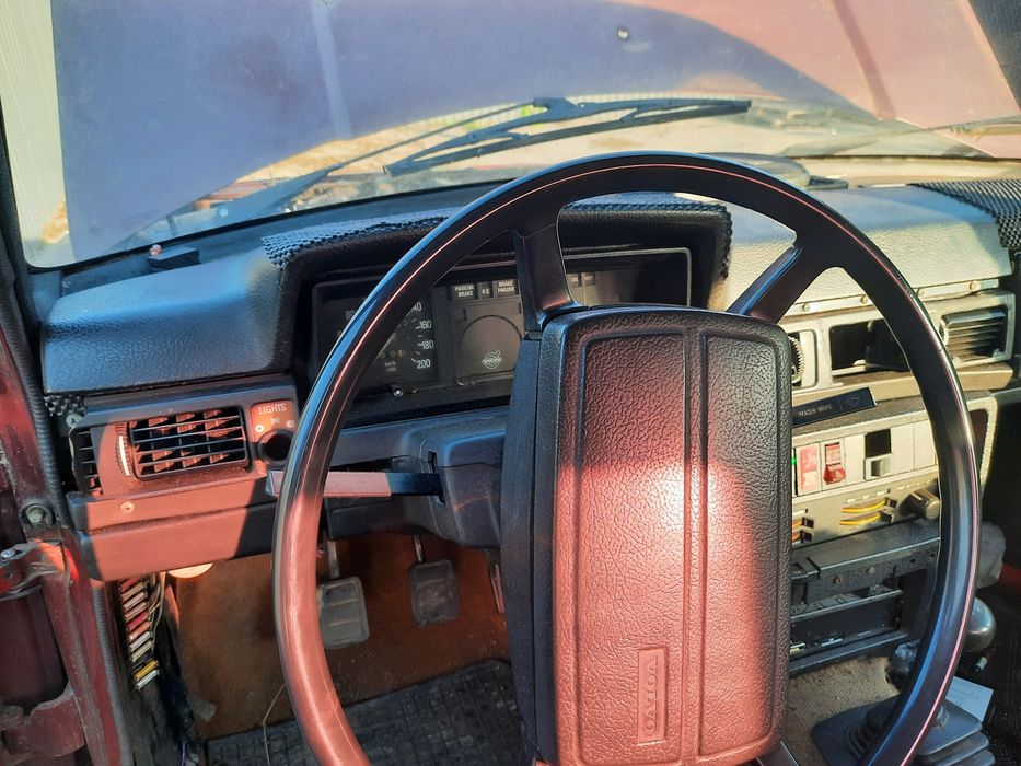 Volvo 244 1974 год