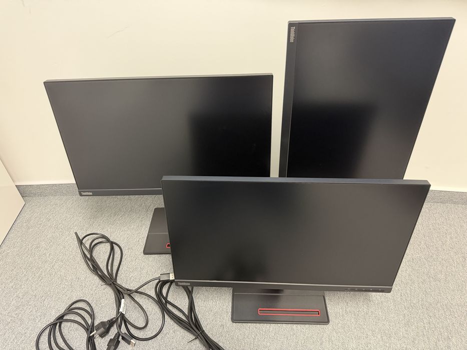 Monitor Lenovo VNA5VYYA 24 cale
