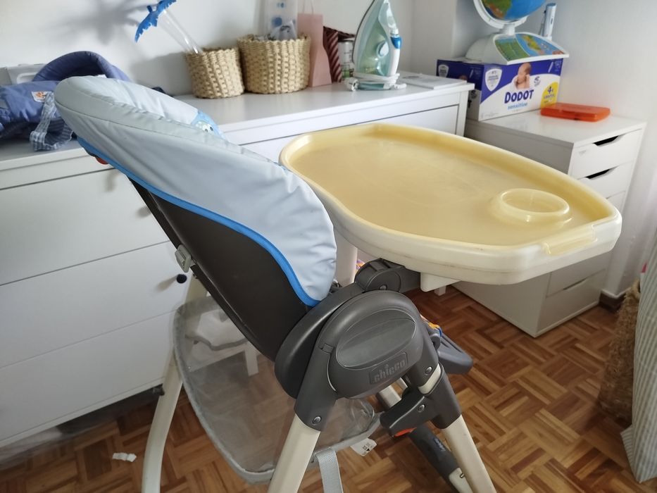 Cadeira de refeição