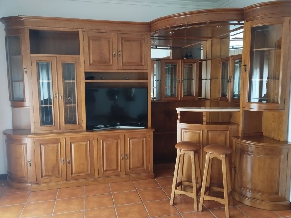 Móvel de sala com bar