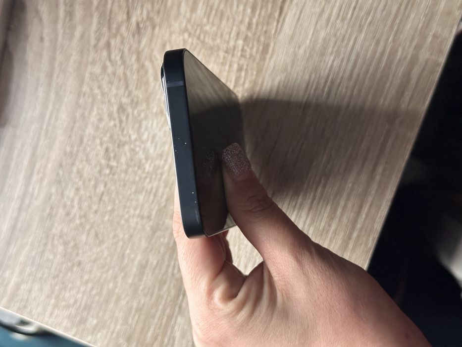 Айфон 13 синій. 128гб