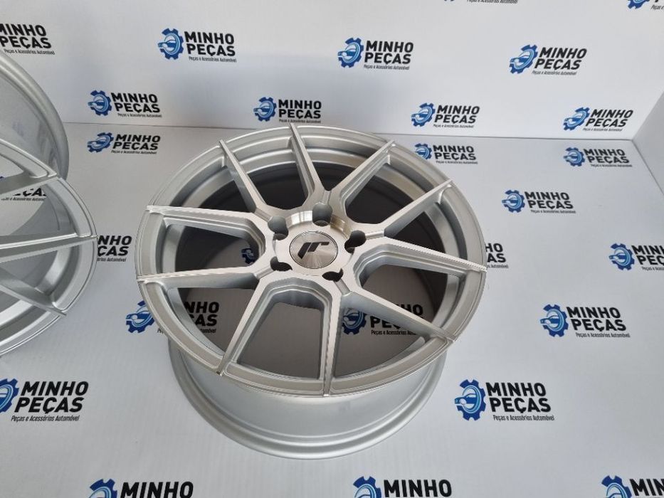 Jantes Japan Racing (JR30) em 17 Silver (5x120)