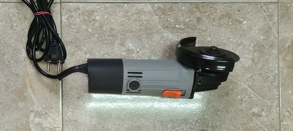 Rebarbadora angular 500W+punho auxiliar+2 discos+chave original