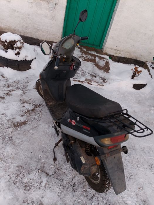 Скутер 4 тактний