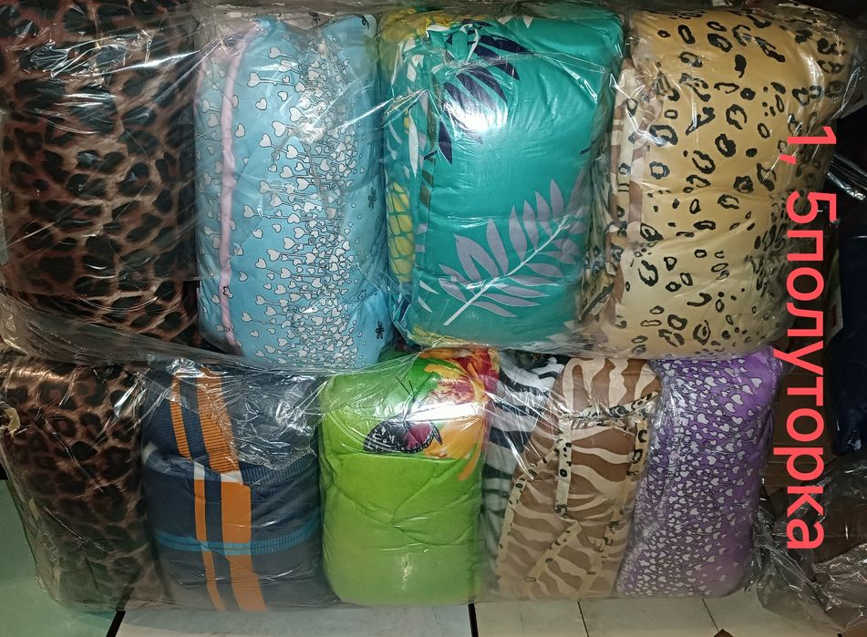 Ковдра фабрична/одеяло/різні розміри /теплі зимові/постільна білизна