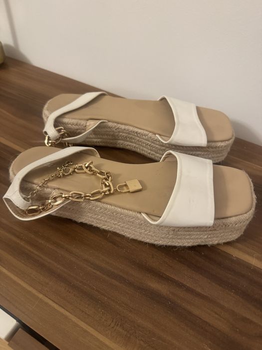 białe sandały espadryle na platformie public desire 41 26,5cm