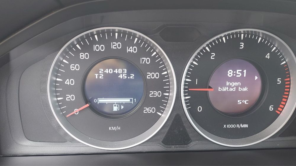 Volvo XC60 2.0D 2011