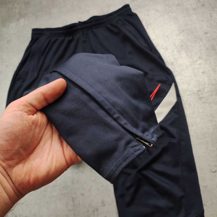 MĘSKIE Spodnie Dresowe Śliskie Granat Slim Footbal Trening Nike DriFit