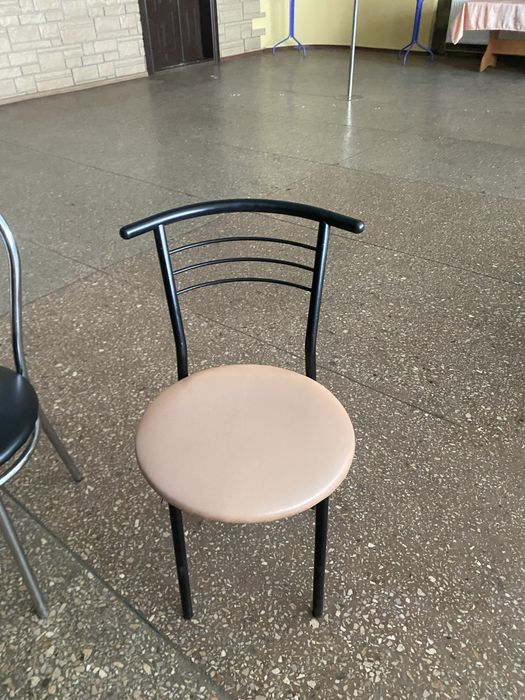 Стільці Роспродаж 30штук