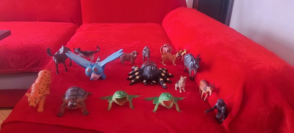 Figurka dinozaur