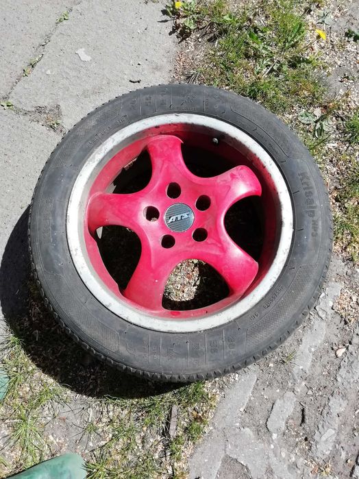 Felgi aluminiowe z oponami zimowymi