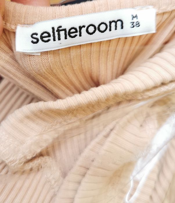 Beżowa sukienka damska tuba Selfieroom 38