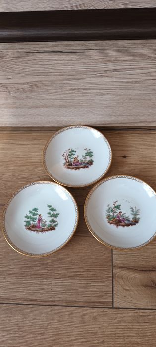 Talerzyki , podstawki z porcelany Richard Ginori