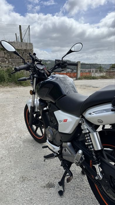 Keeway RKS 125 | 2015 | 13.000 km | Excelente Estado
