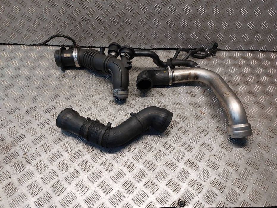 DOLOT POWIETRZA PRZEPŁYWOMIERZ AUDI A3 8L LIFT 1.8 T AUM