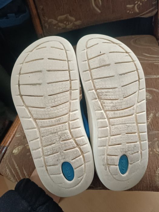 Крокси фірм крос оригінальні на хлопчика