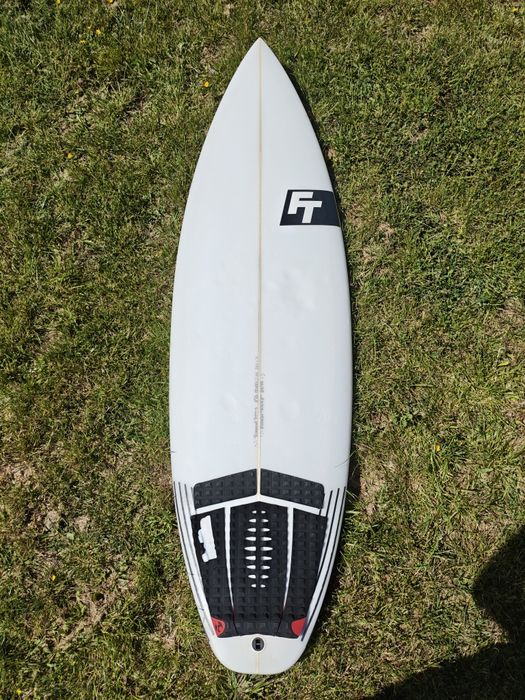Prancha FT Surfboards 5'7 26L