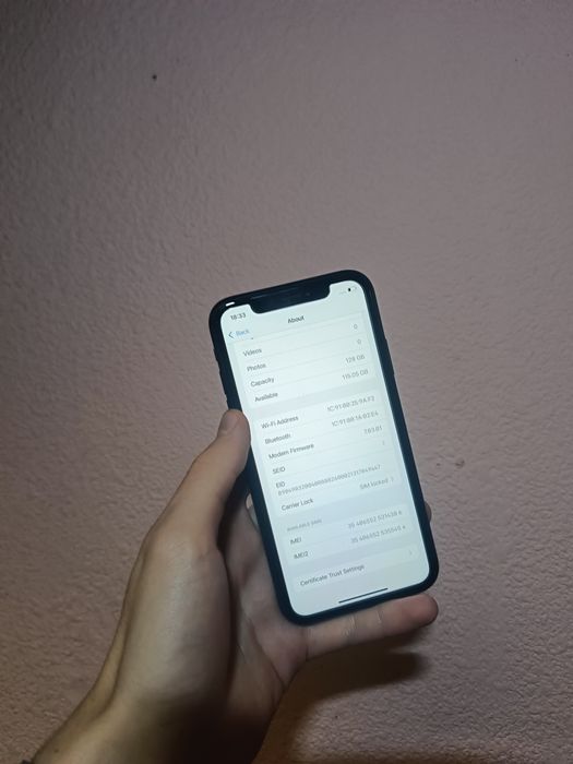 iPhone xr 128gb rsim