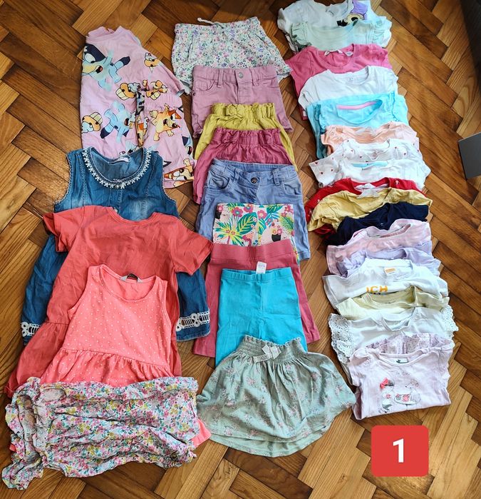 Paka ubrań dla dziewczynki r.98 cz.1