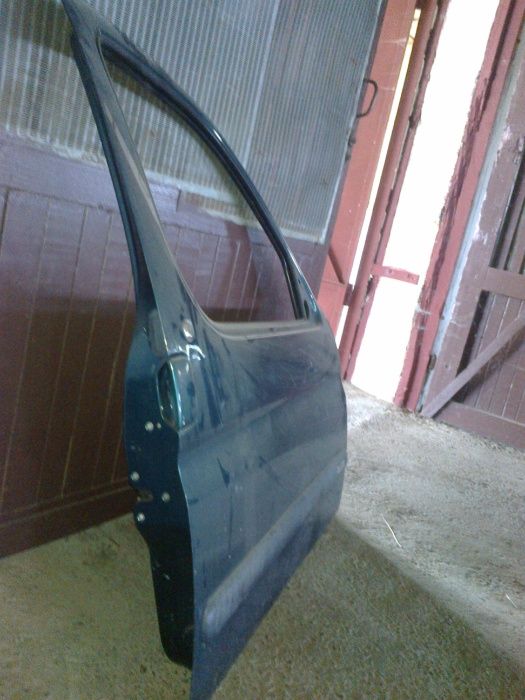 пежо партнер берлинго 96-08г. дверь дверки.1.9д