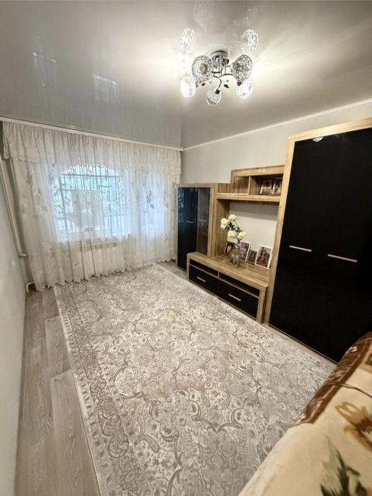 Продаж 1кім.квартири. Космонавтів.