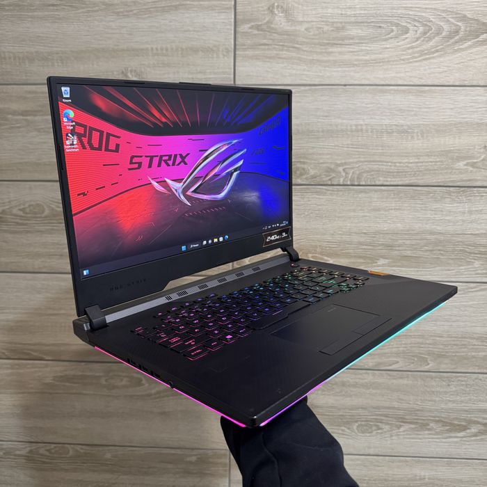 Ігровий ноутбук Asus Rog Strix G15 Rtx 2060, i7 9750, 240Hz
