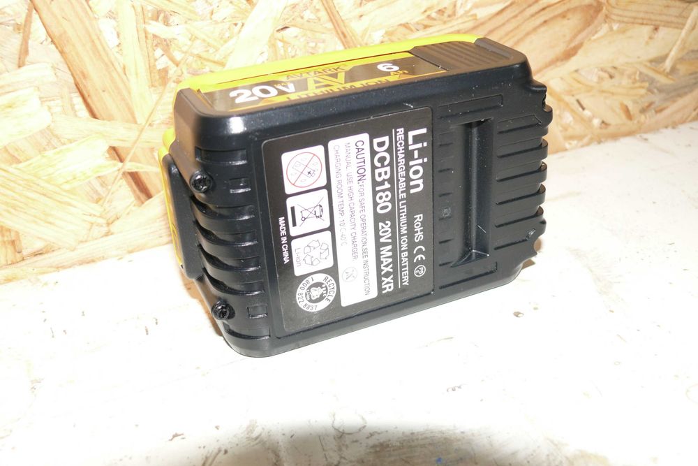 Rechargeable Battery431627647415767041