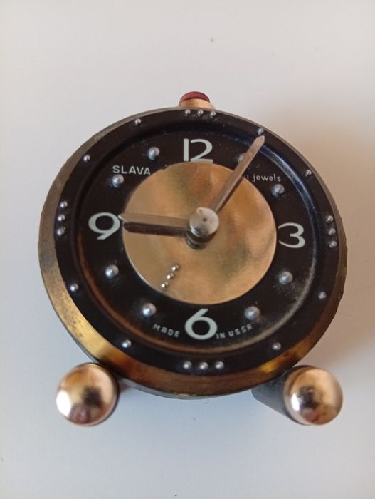 Часы будильник для незрячих Slava