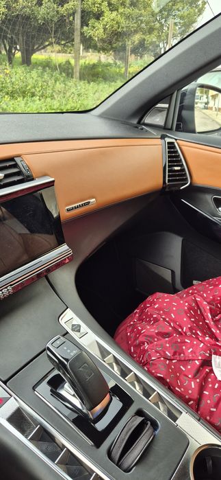 Vende se DS7  crossback E-Tense Opera 4x4 300 CV