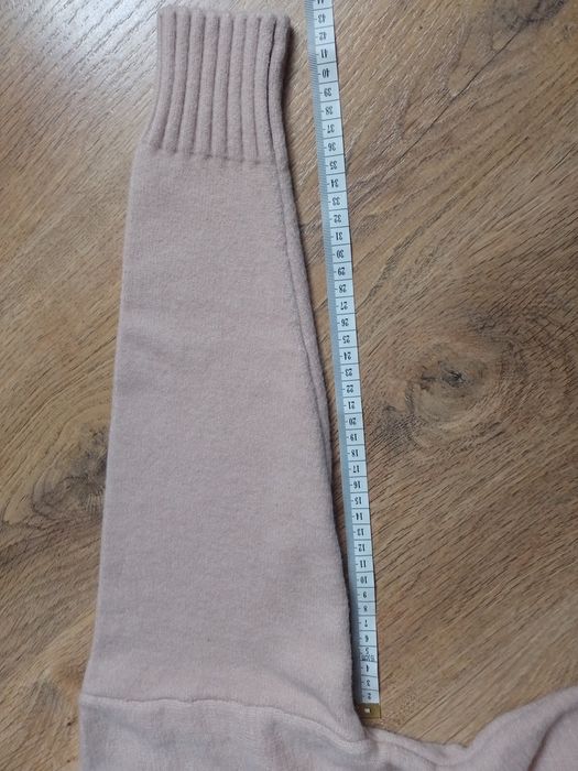 Beżowy sweter półgolf S/M prosty krój