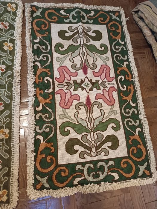 Tapetes de arraiolos 20€ cada