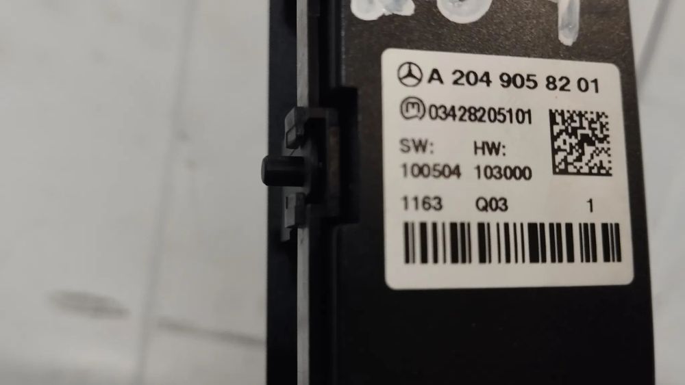 BOTÃO 4 PISCAS MERCEDES CLASSE C W204 REF. A2049058201
