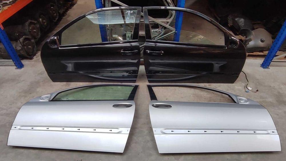 Дверка ліва права Mercedes-Benz W203 Sport Coupe Двері