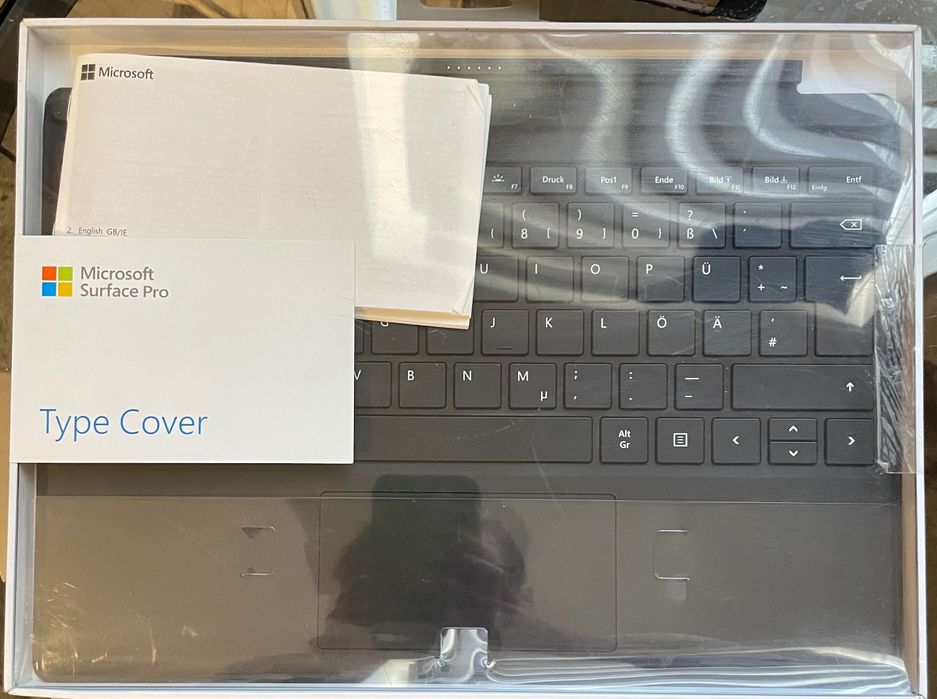 Microsoft Surface Pro Type Cover (M1725) - Keyboard - with trackpad, a