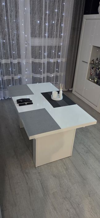 Stół rozkładany, ława.