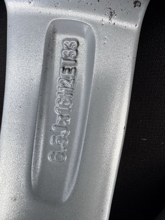 Felgi aluminiowe vw 16x6,5 ET 33  5x112