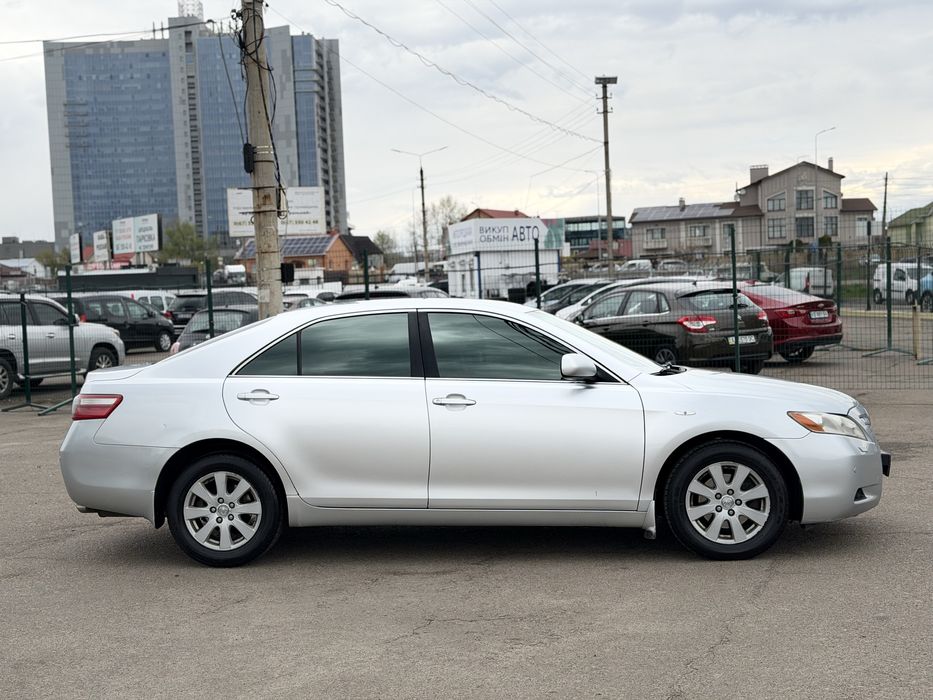 Toyota Camry 2.4