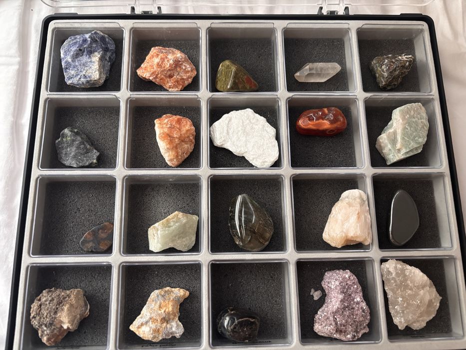 Gabloty z mineralami