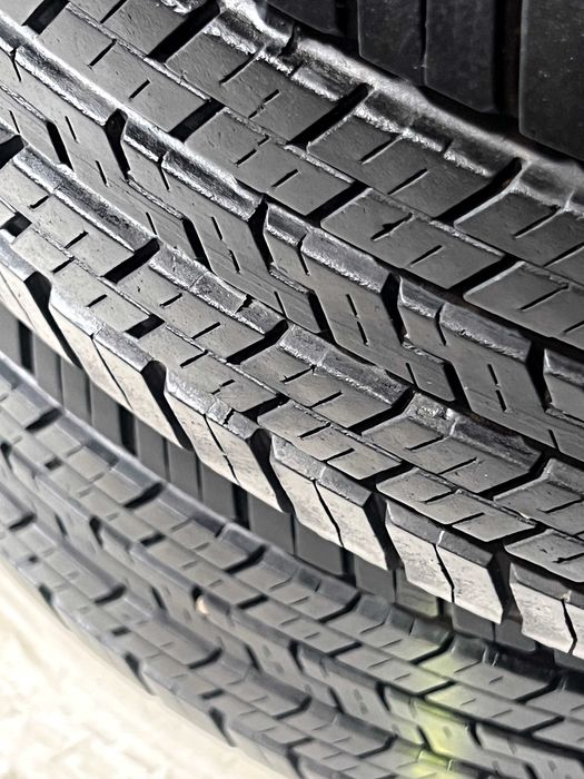 Pneus Continental 4x4 Contact - 235/60/17 - Como NOVOS