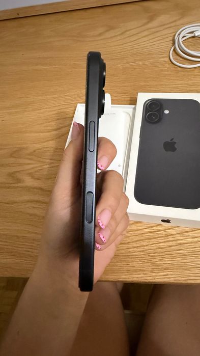 iPhone 16 - 256 gb
