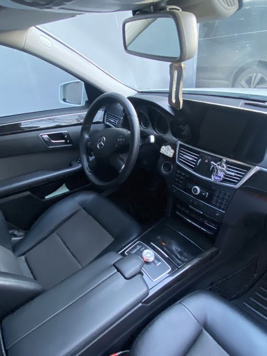 Mercedes-Benz E-Class  W 212  Avantgarde