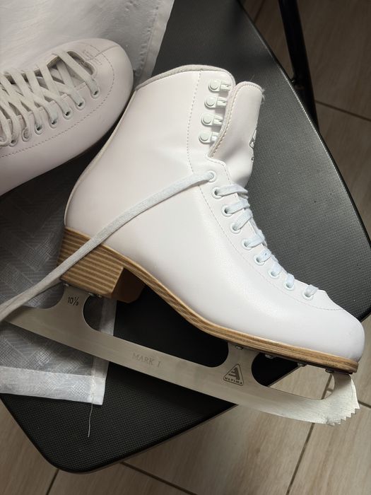 Фігурні ковзани Jackson Ultima Classic JC 200 з лезами Mark I