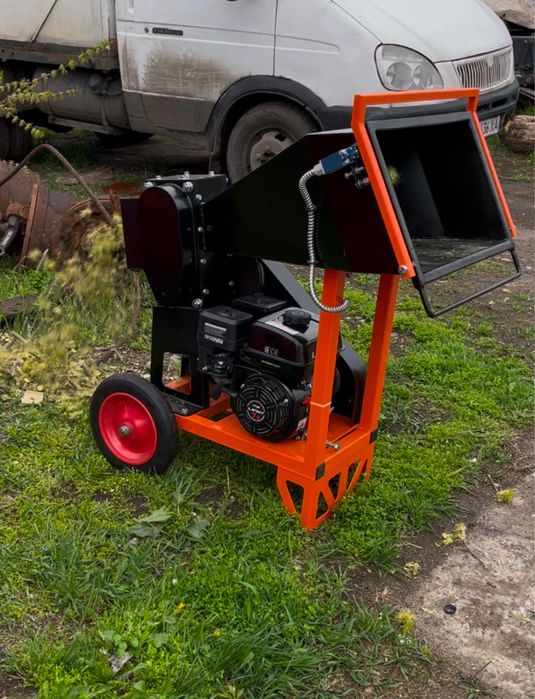 Подрібнення гілок