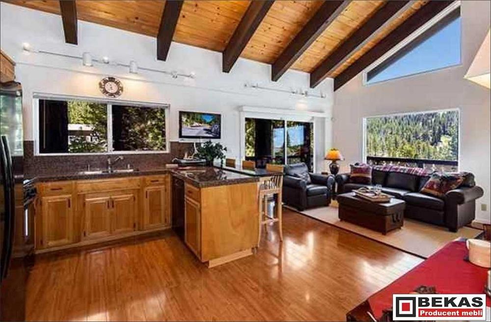 Producent Meble Kuchenne FRONTY Dąb Fronty Lakier Fornirowane BEKAS