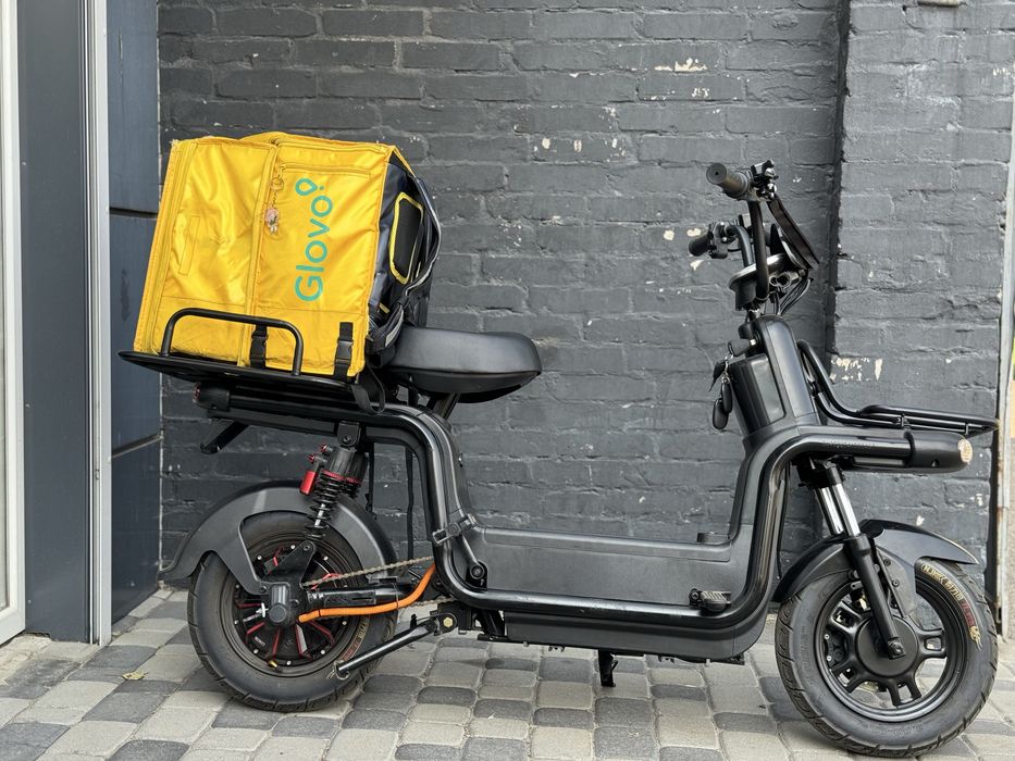 Оренда / прокат Електроскутера для Glovo, Bolt